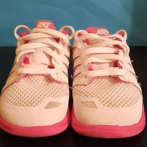 Girls Nike shoes